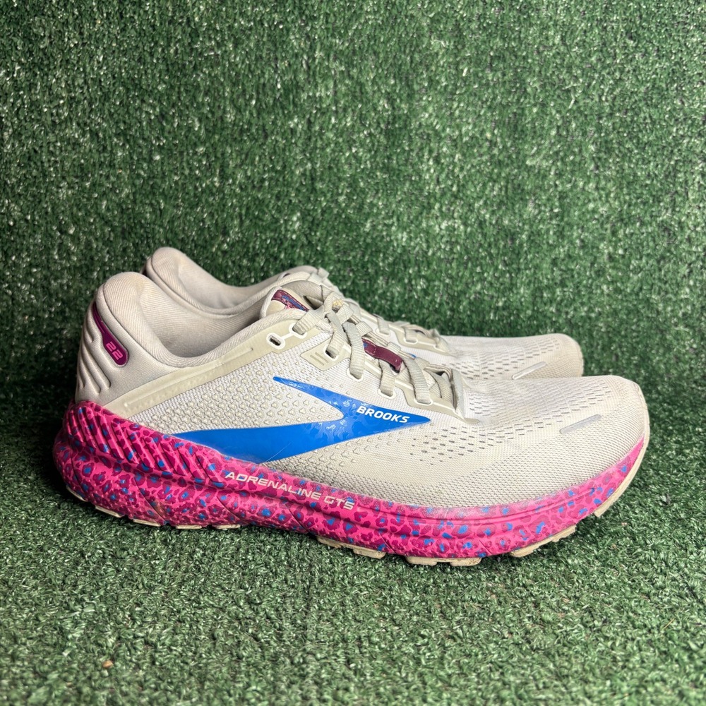 Brooks Adrenaline GTS 22 Mesh Stability Athletic Running Shoes White Womens 11